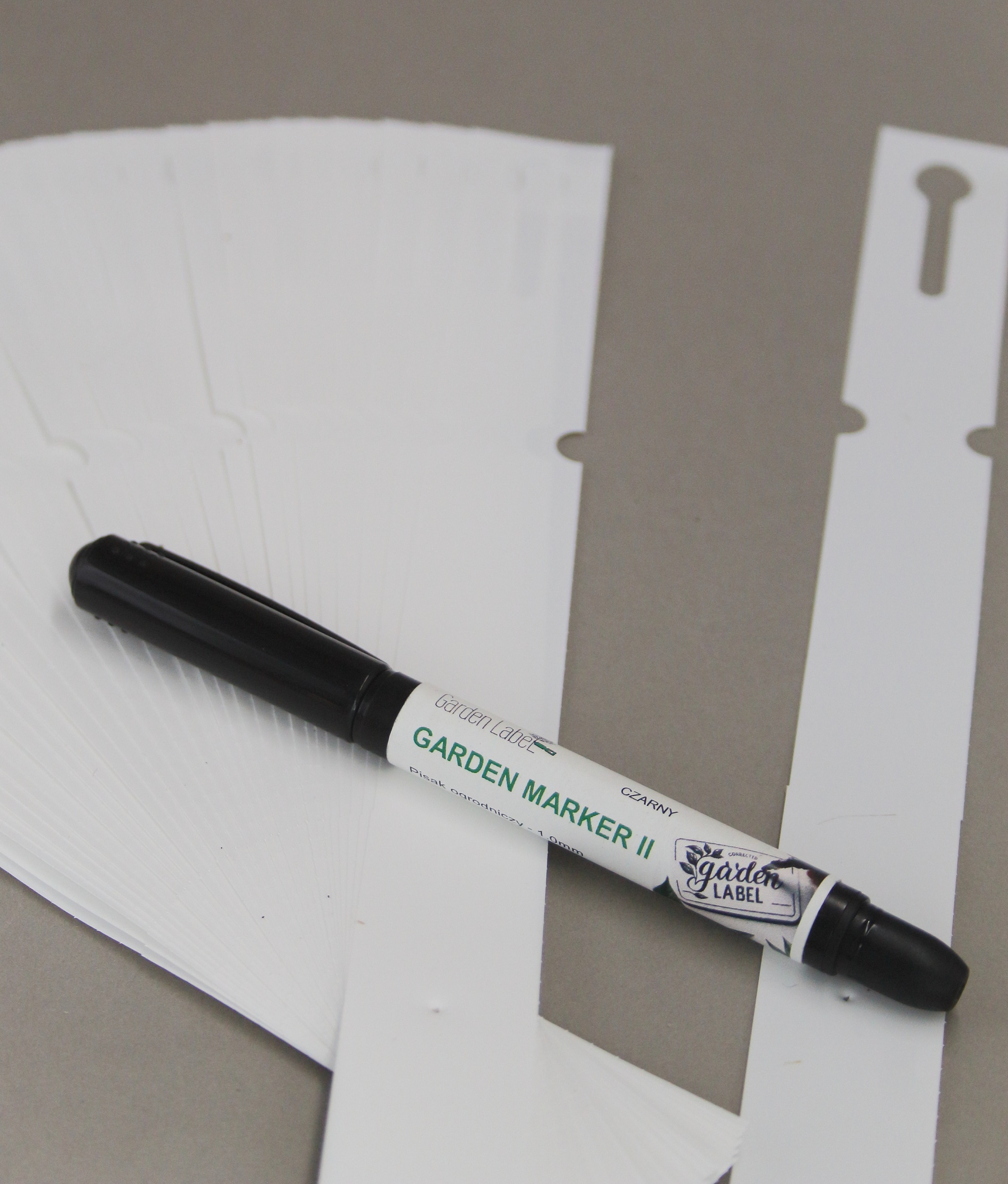 09b1e26671735bc4bea2b95ef5e5ee74